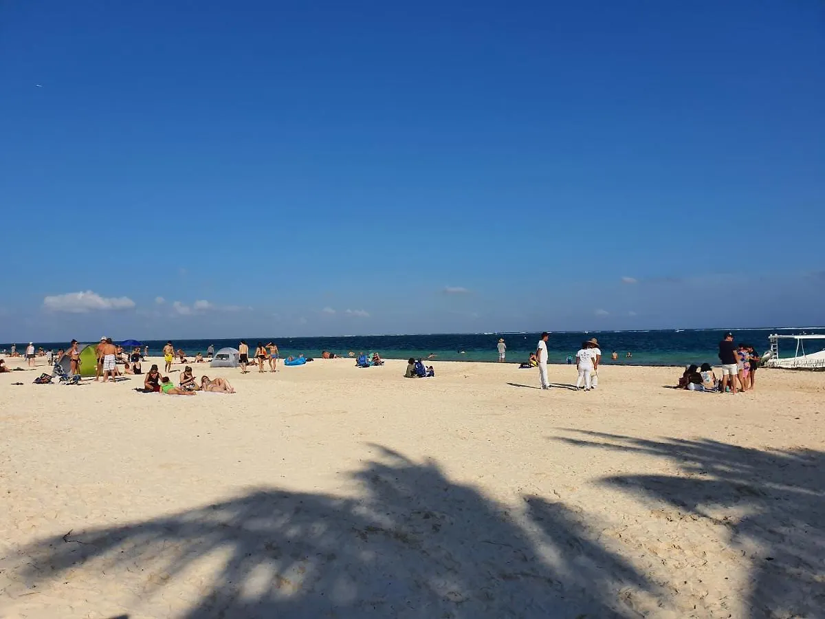 Residence 8 Min From The Beach Puerto Morelos 0*,  México